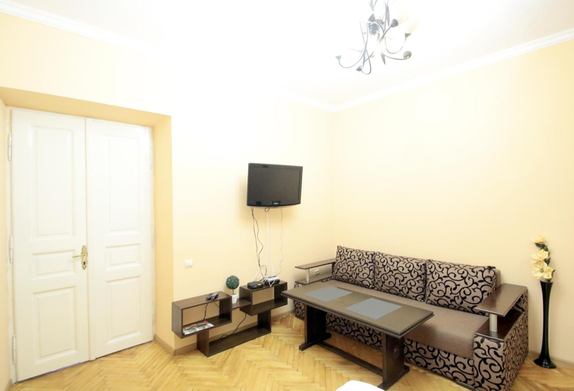 "Deluxe Apartments" K 45 - 1128 Leopoli Esterno foto